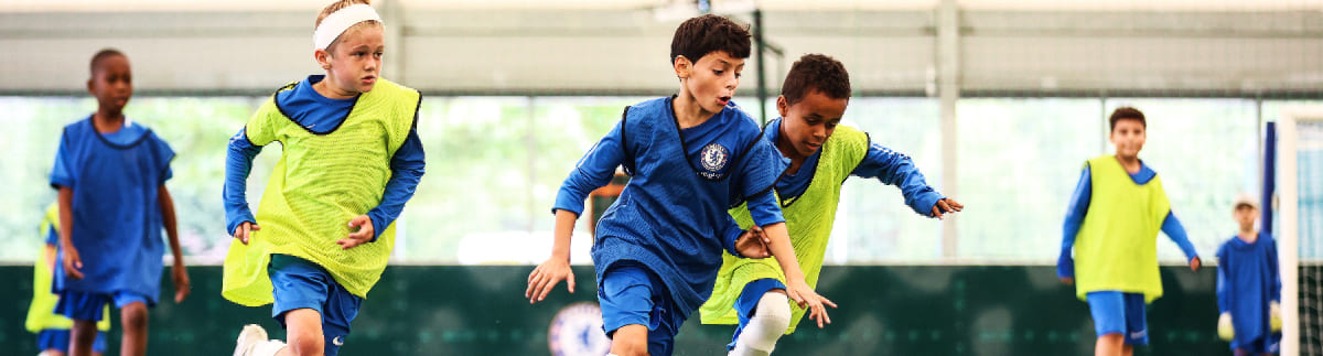 5 cosas que aprenderán tus hijos en un campamento de fútbol